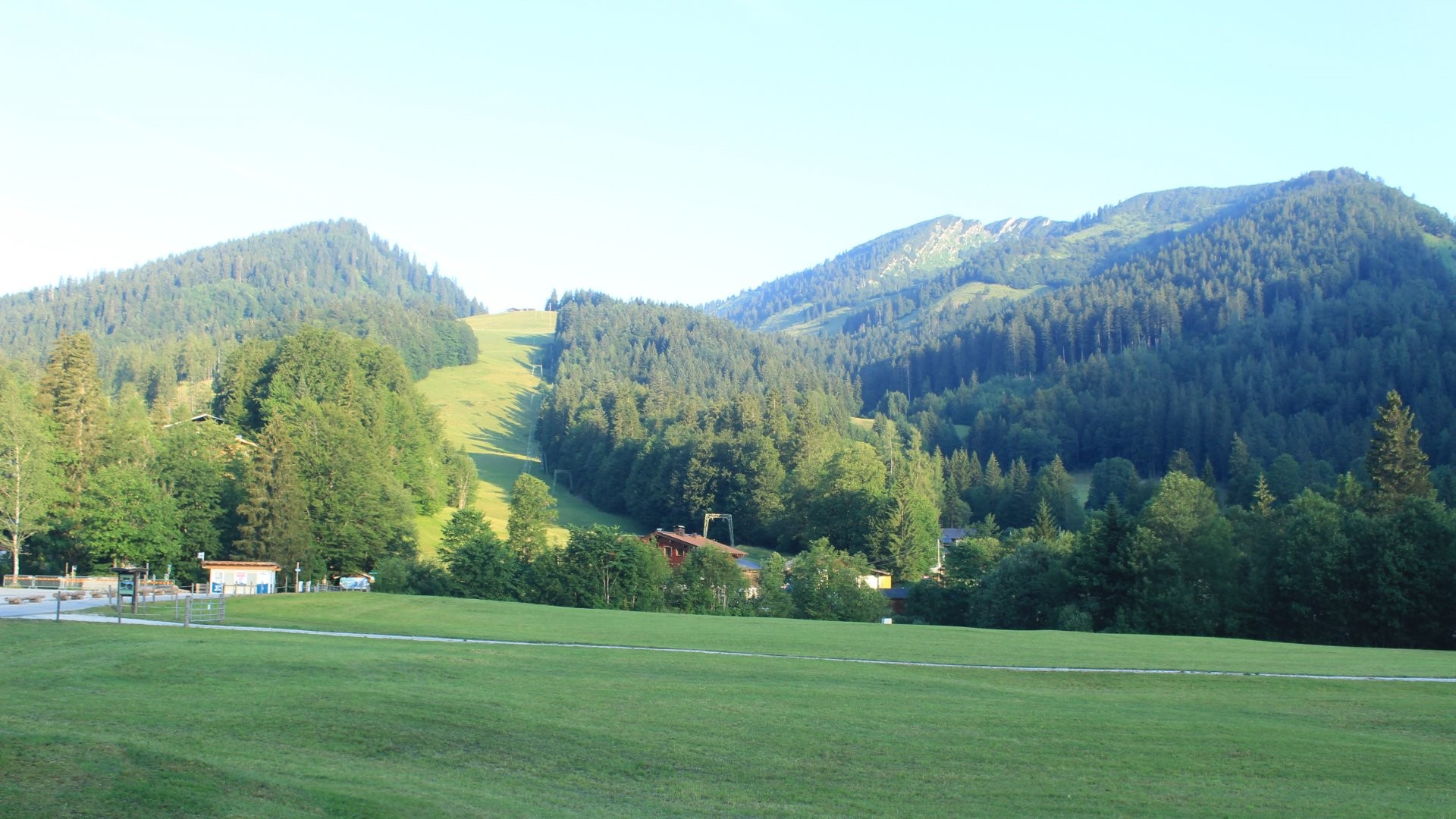 Archiv Foto Webcam Unken: Heutal Bergstation