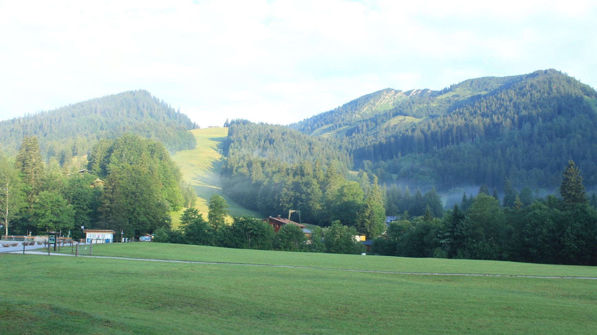 Archiv Foto Webcam Unken: Heutal Bergstation