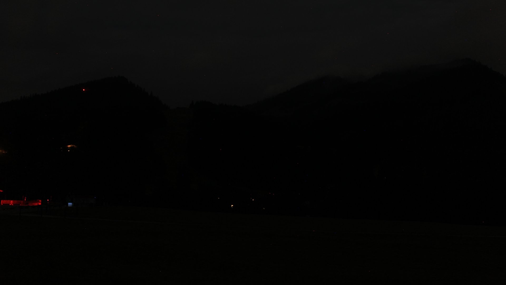 Archived image Webcam Unken: Heutal Mountain