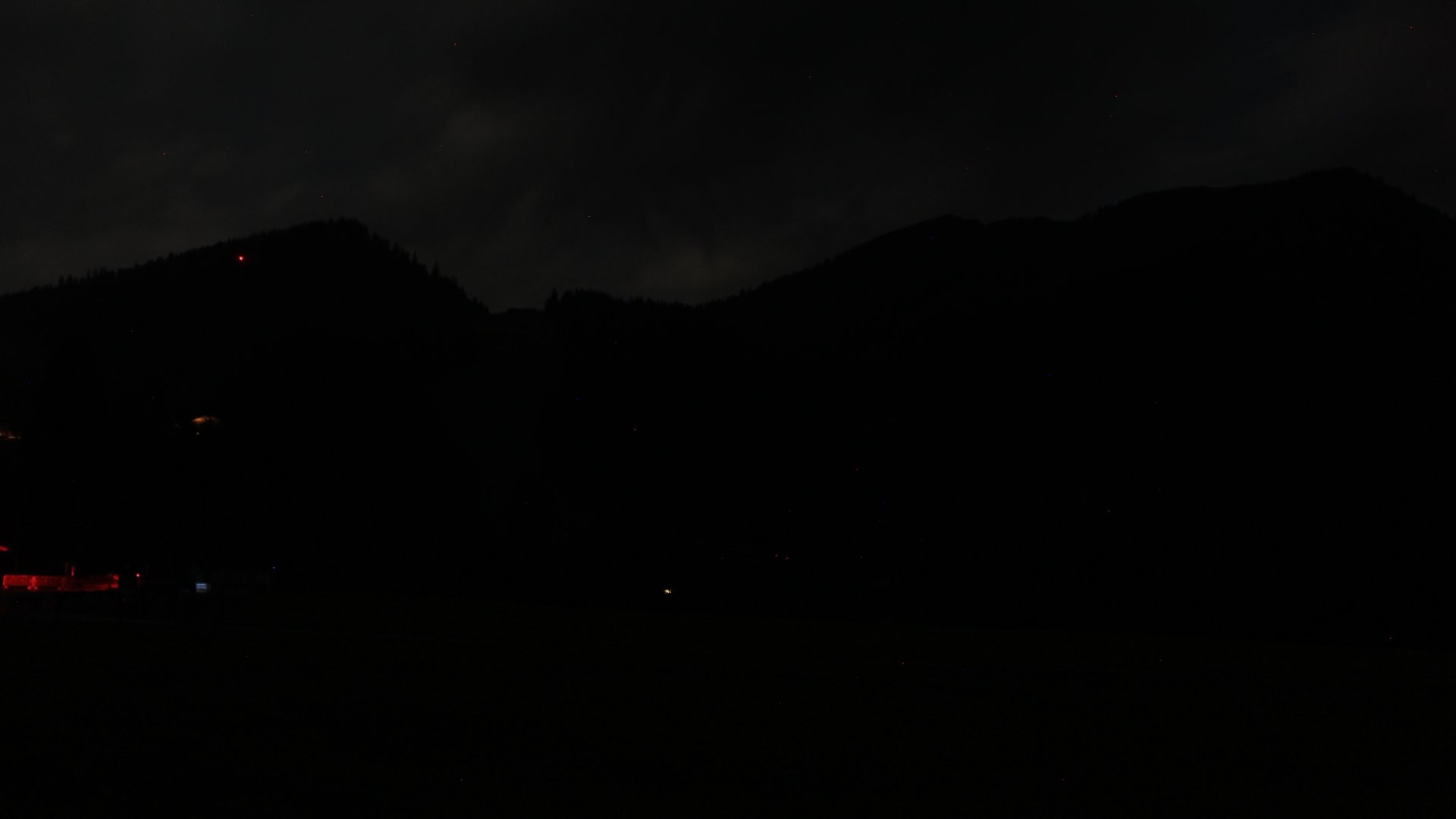 Archived image Webcam Unken: Heutal Mountain