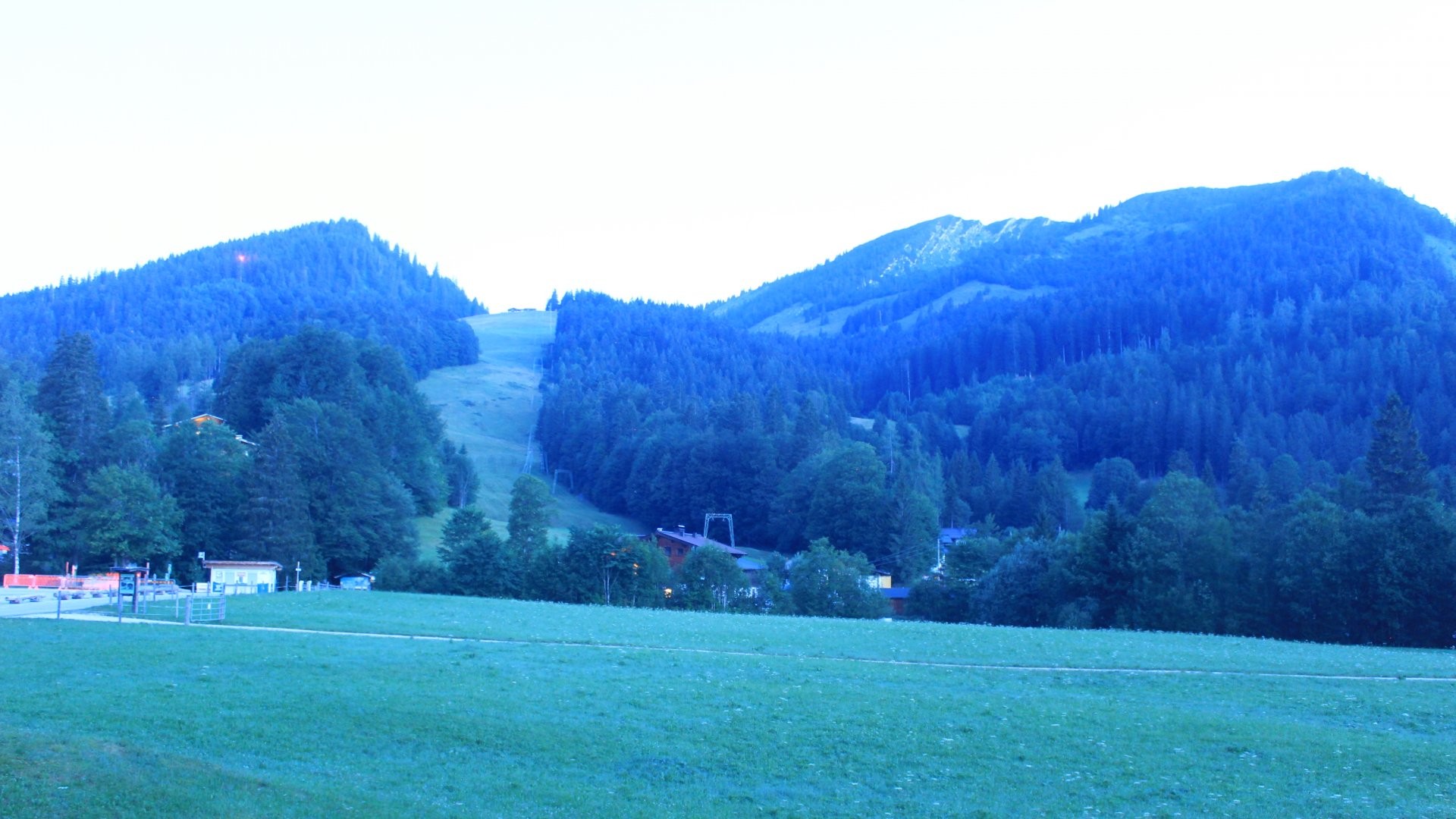 Archiv Foto Webcam Unken: Heutal Bergstation