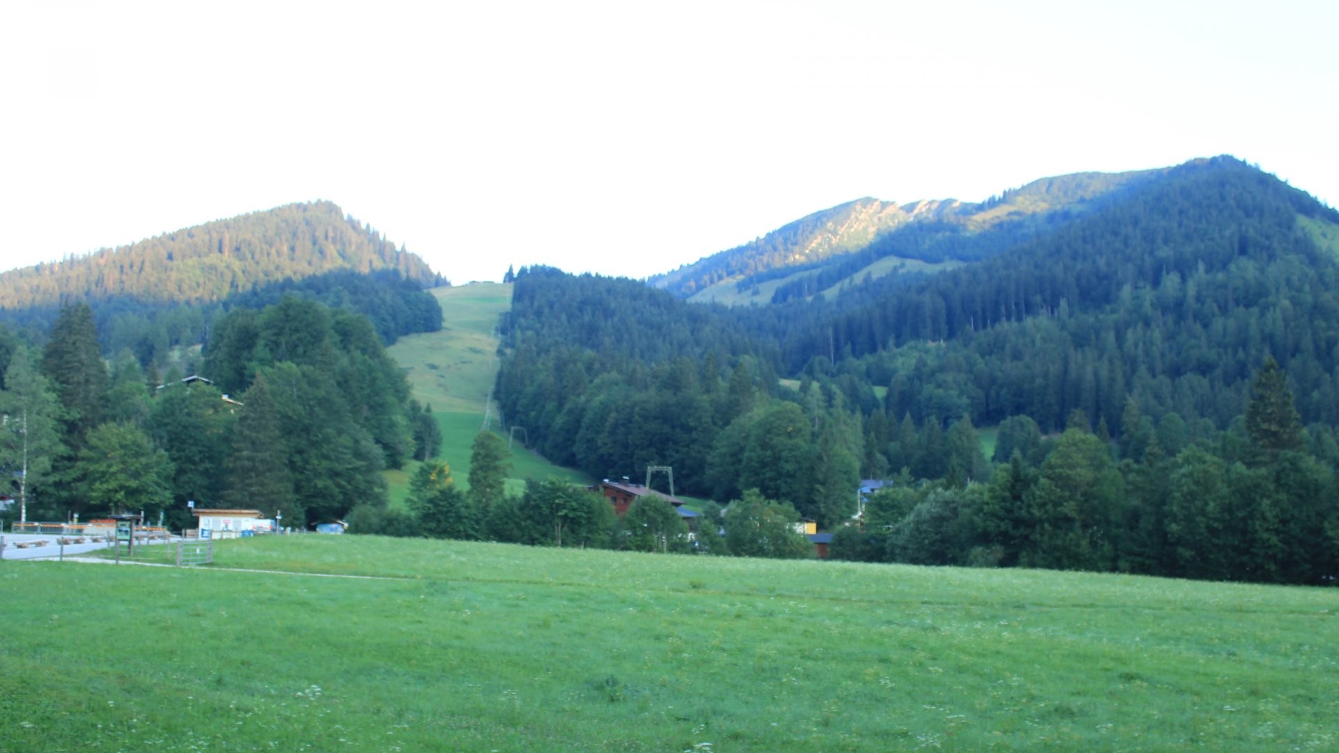 Archiv Foto Webcam Unken: Heutal Bergstation