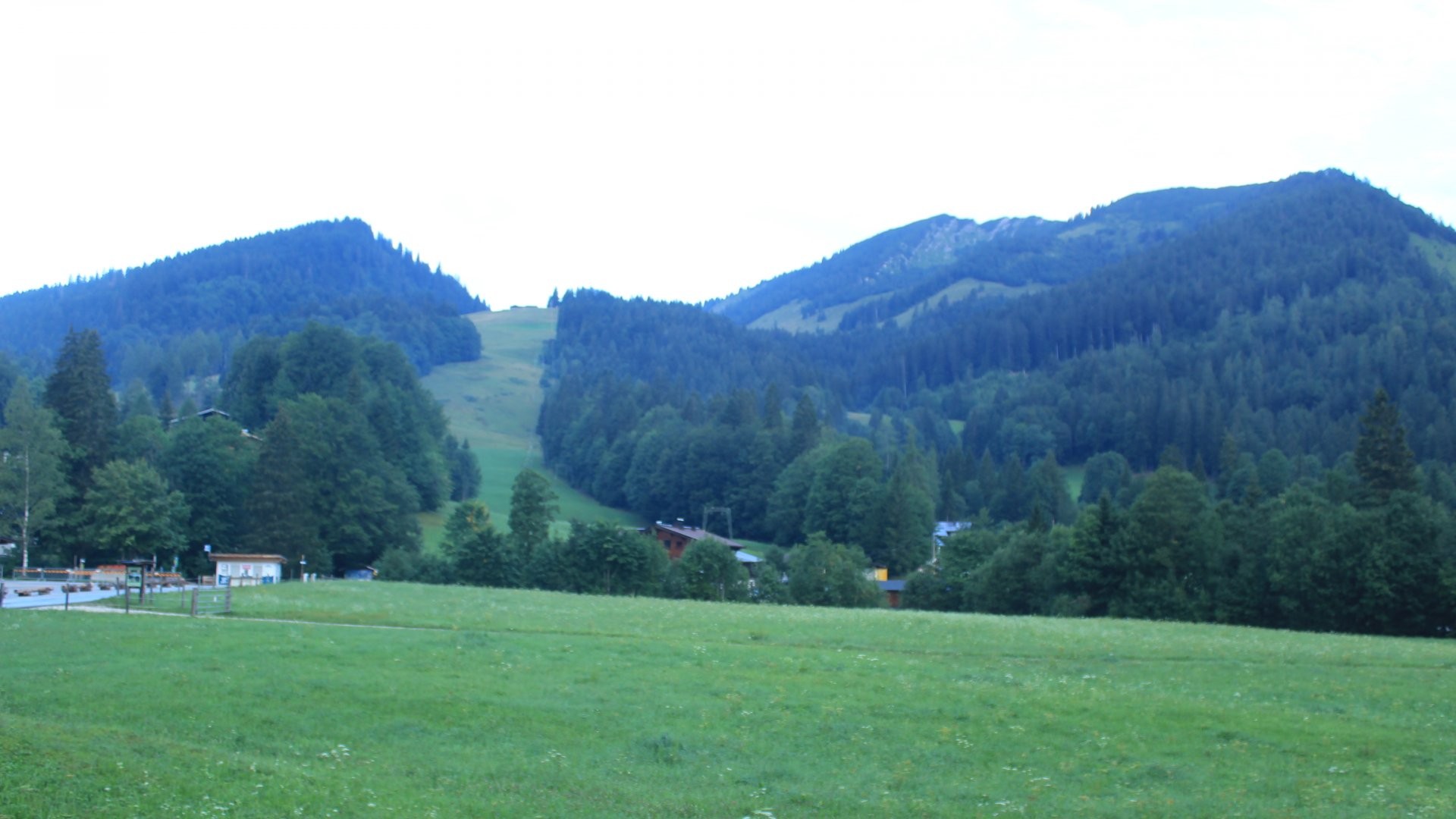 Archiv Foto Webcam Unken: Heutal Bergstation