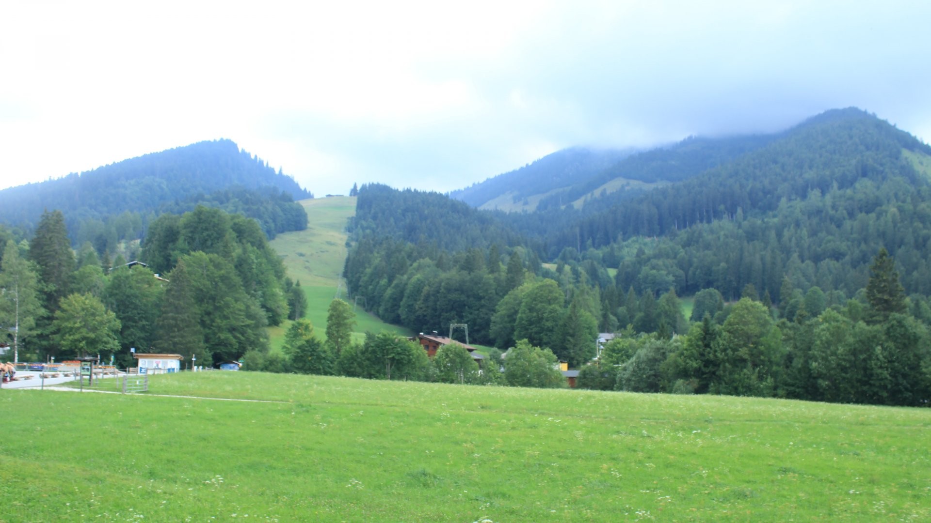 Archiv Foto Webcam Unken: Heutal Bergstation