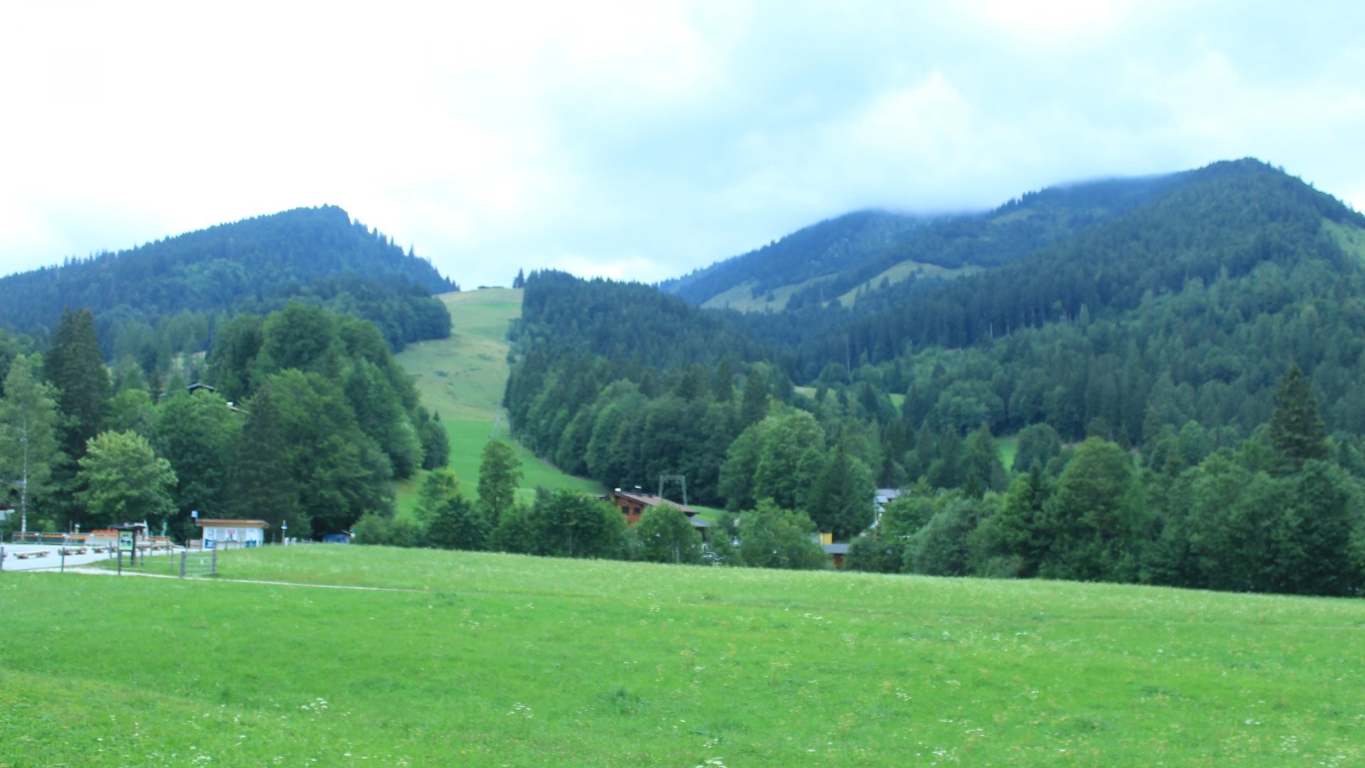 Archiv Foto Webcam Unken: Heutal Bergstation