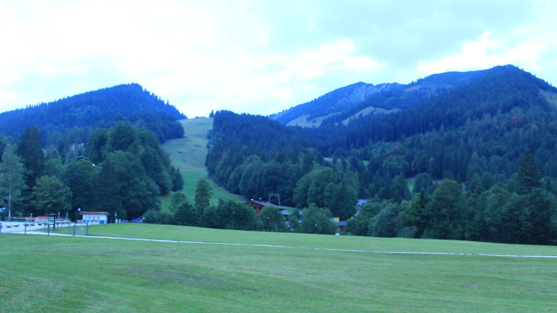 Archiv Foto Webcam Unken: Heutal Bergstation