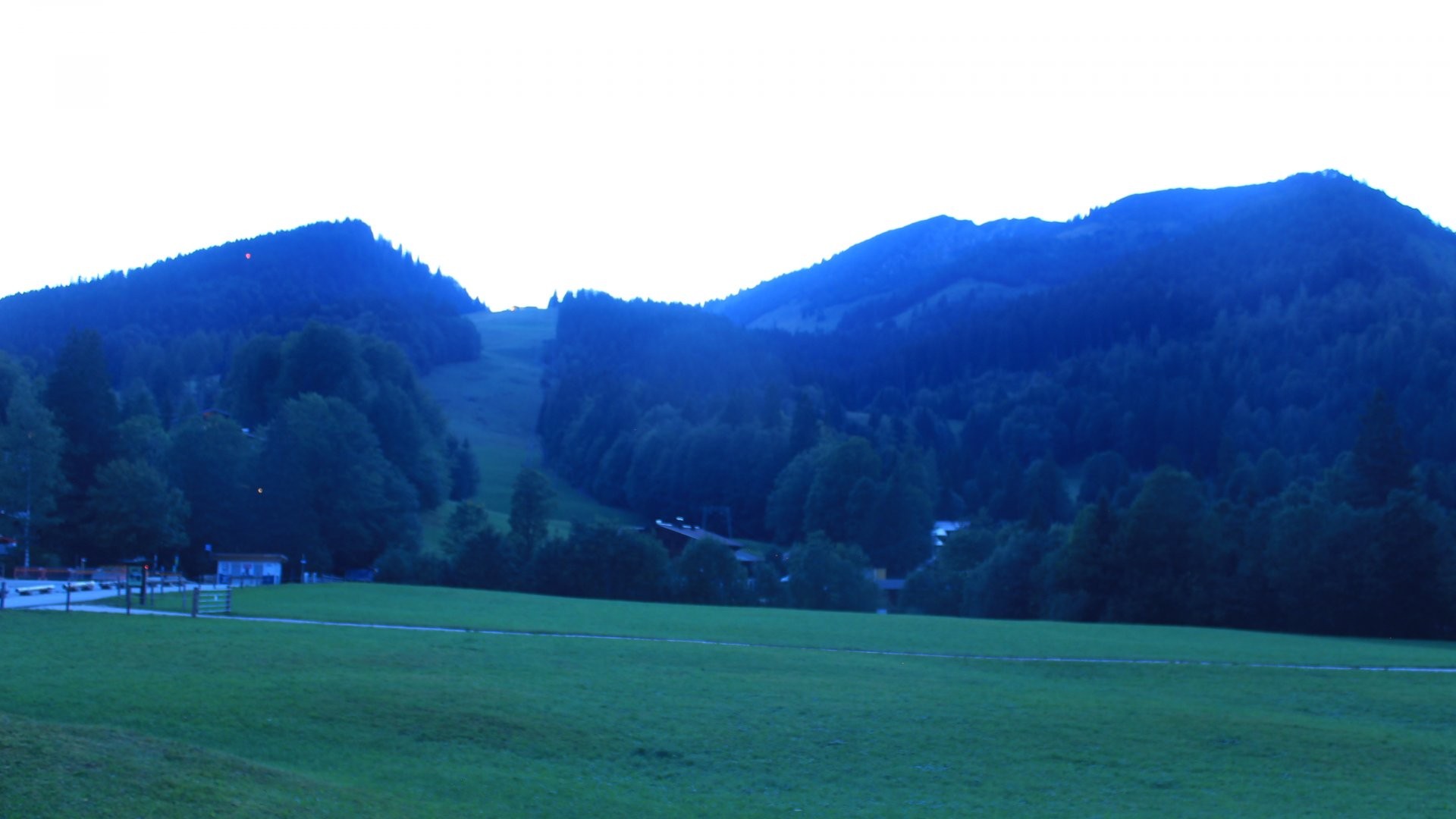 Archiv Foto Webcam Unken: Heutal Bergstation