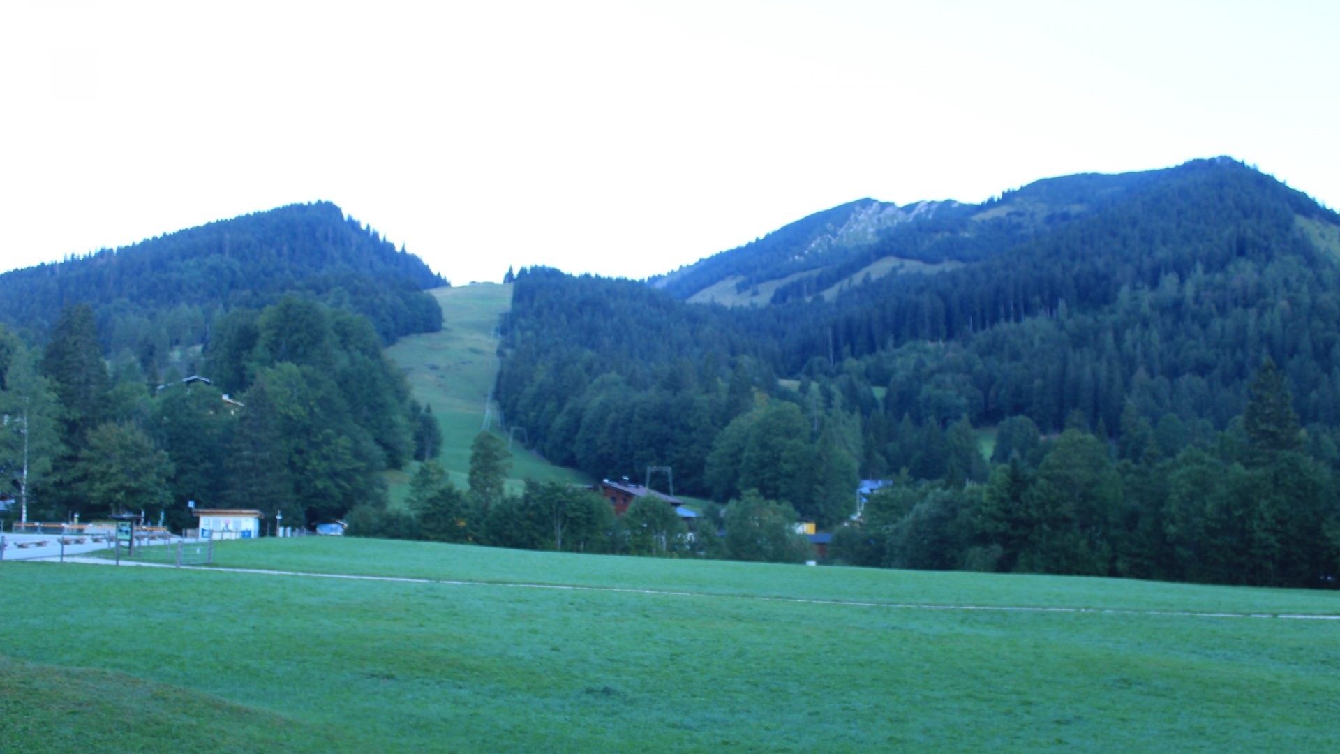 Archiv Foto Webcam Unken: Heutal Bergstation