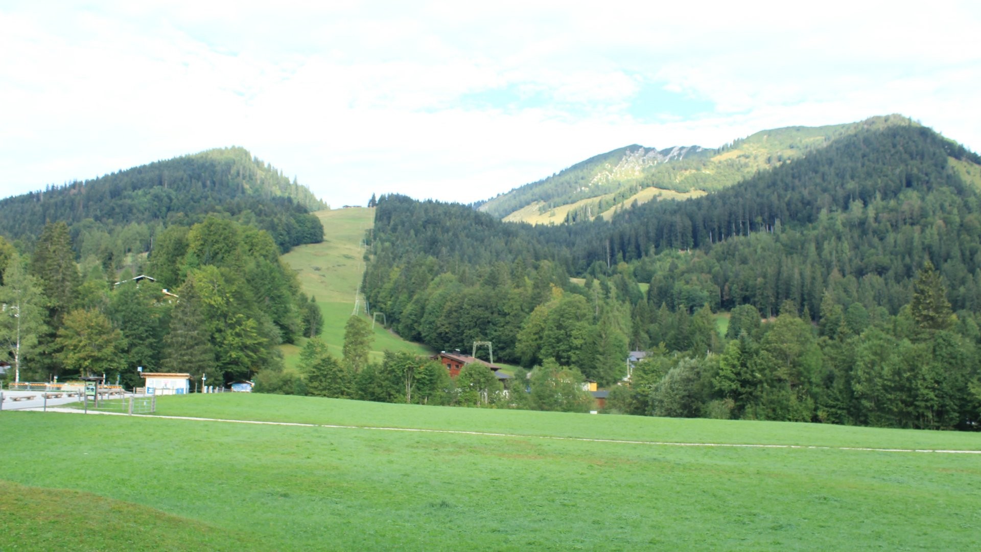 Archiv Foto Webcam Unken: Heutal Bergstation