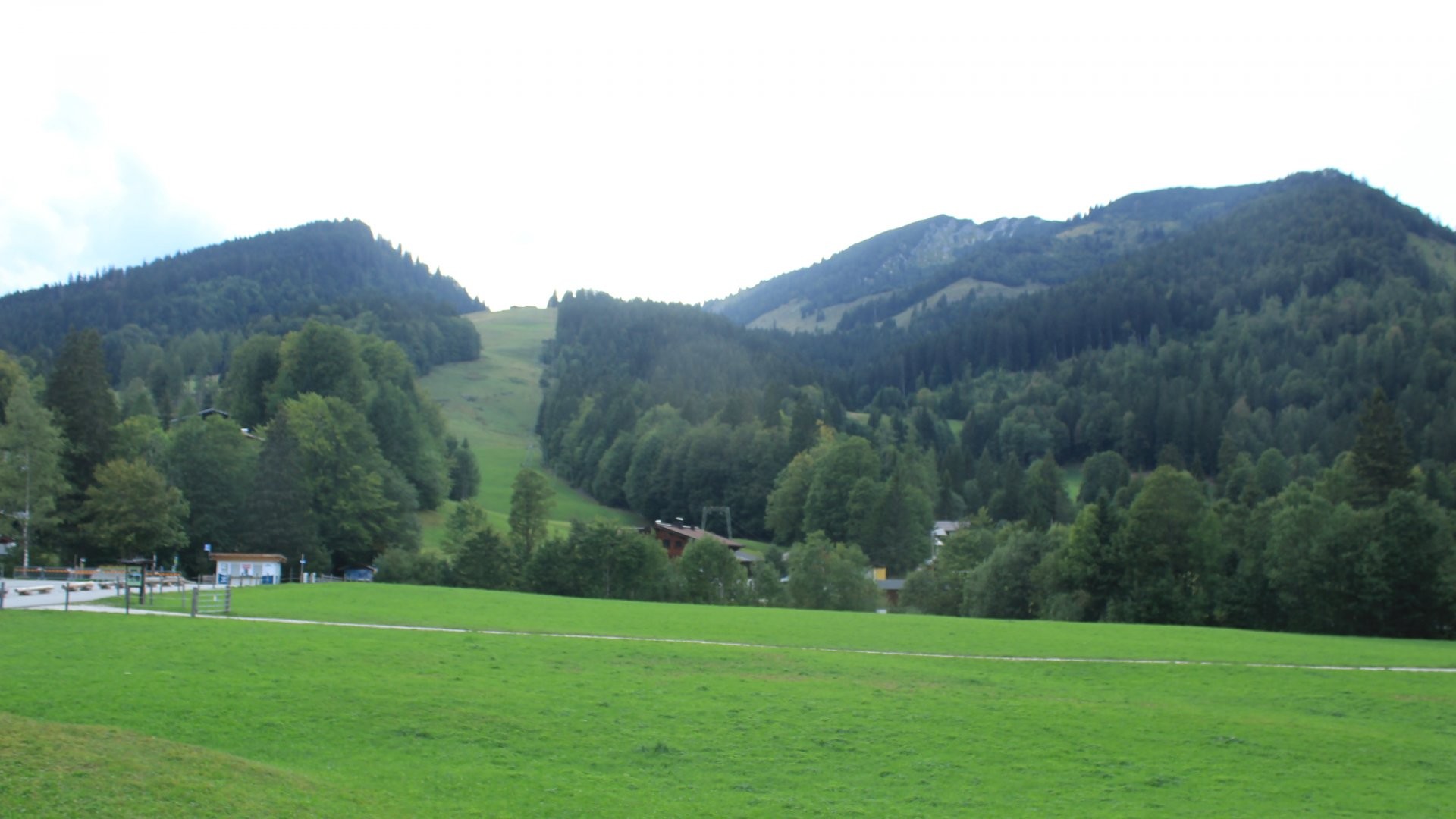 Archiv Foto Webcam Unken: Heutal Bergstation