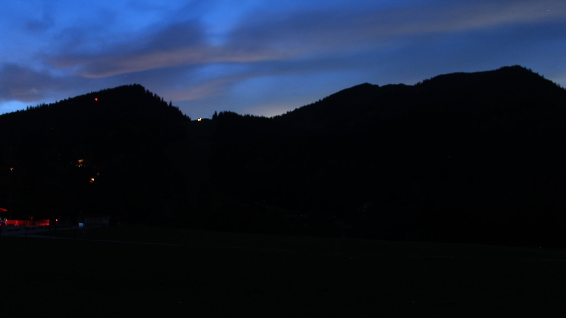 Archiv Foto Webcam Unken: Heutal Bergstation