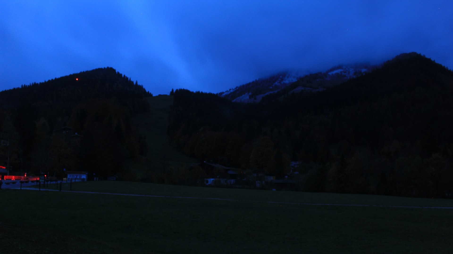 Archiv Foto Webcam Unken: Heutal Bergstation