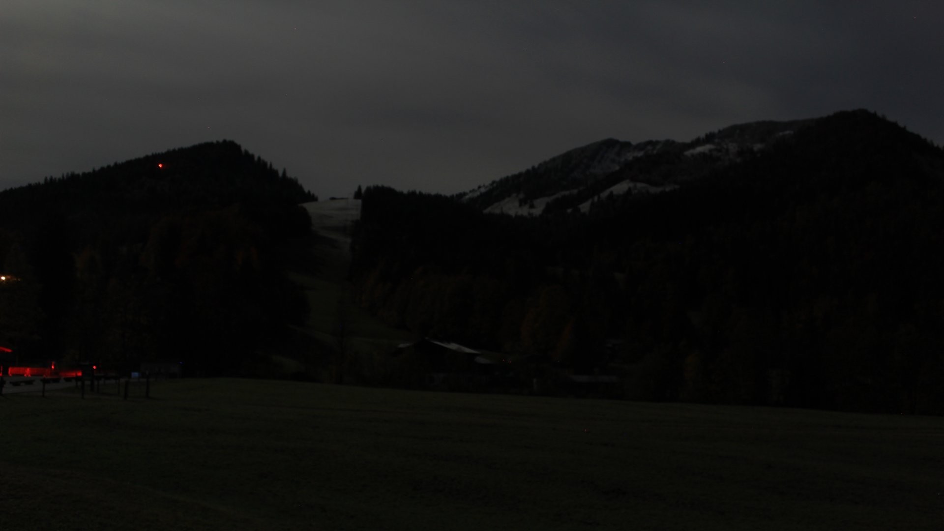 Archived image Webcam Unken: Heutal Mountain