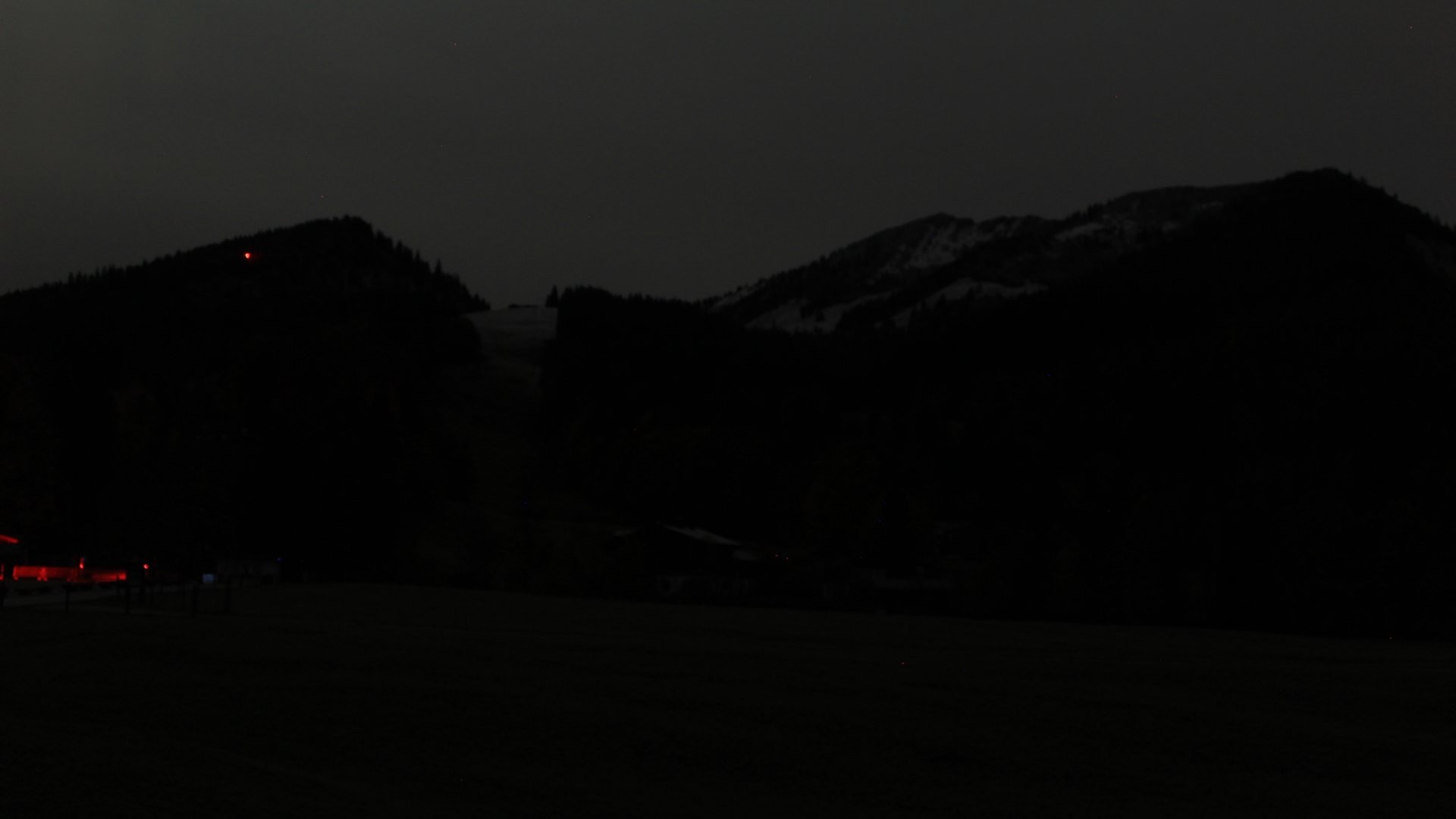 Archived image Webcam Unken: Heutal Mountain