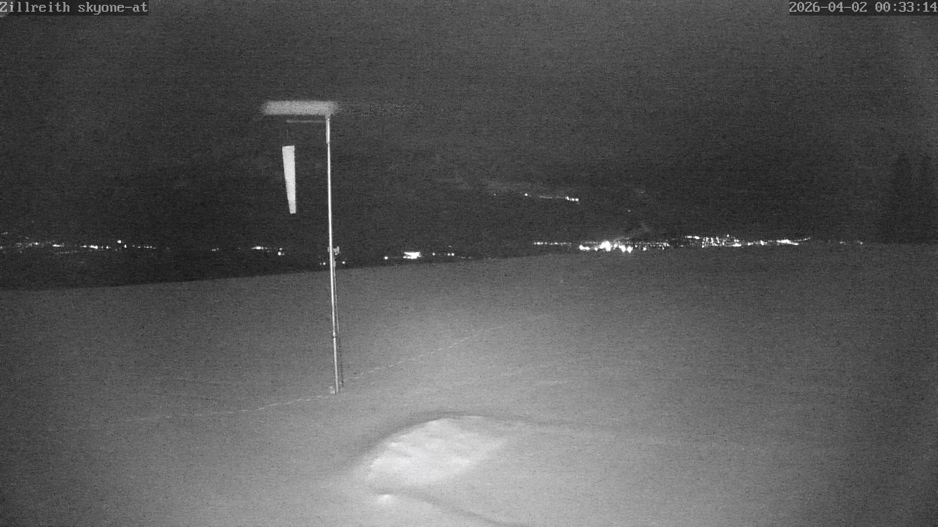 Archived image Webcam Pub Zillreith in Adnet