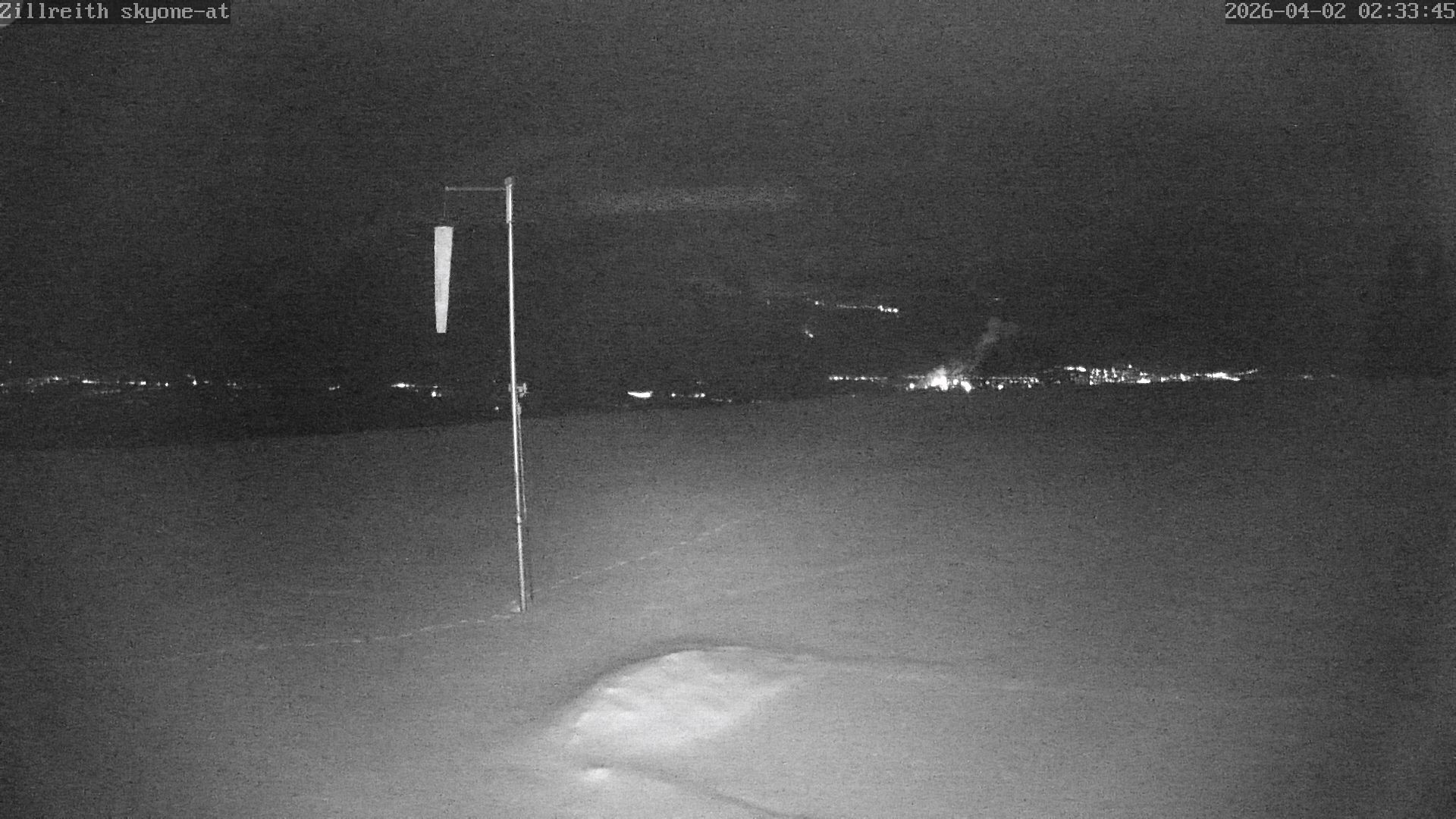 Archived image Webcam Pub Zillreith in Adnet