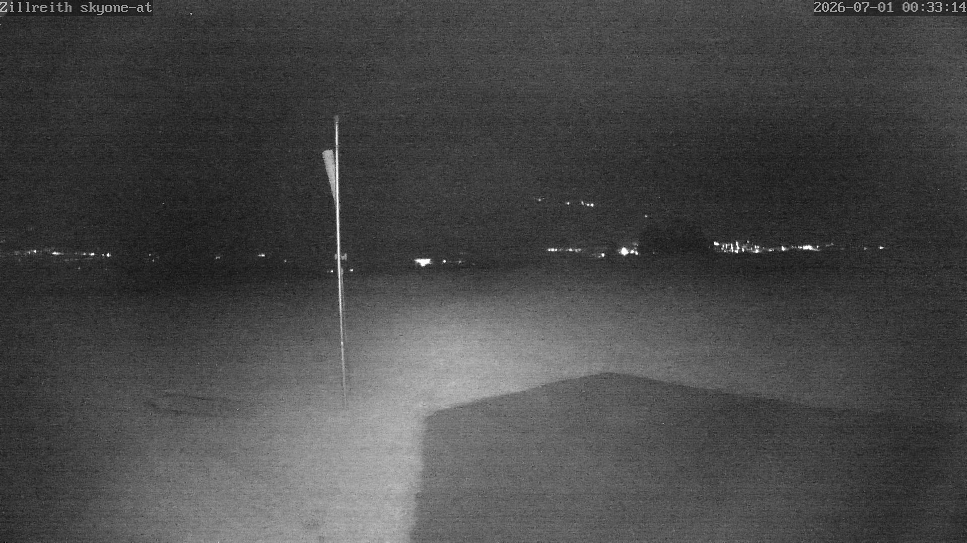 Archived image Webcam Pub Zillreith in Adnet