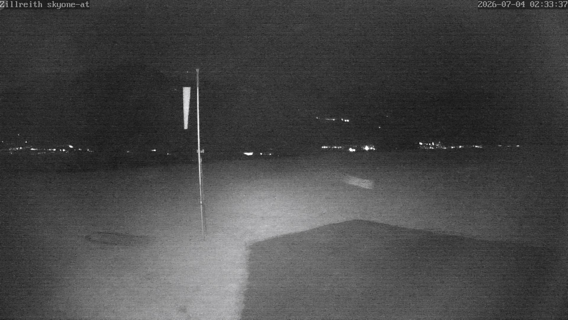 Archived image Webcam Pub Zillreith in Adnet