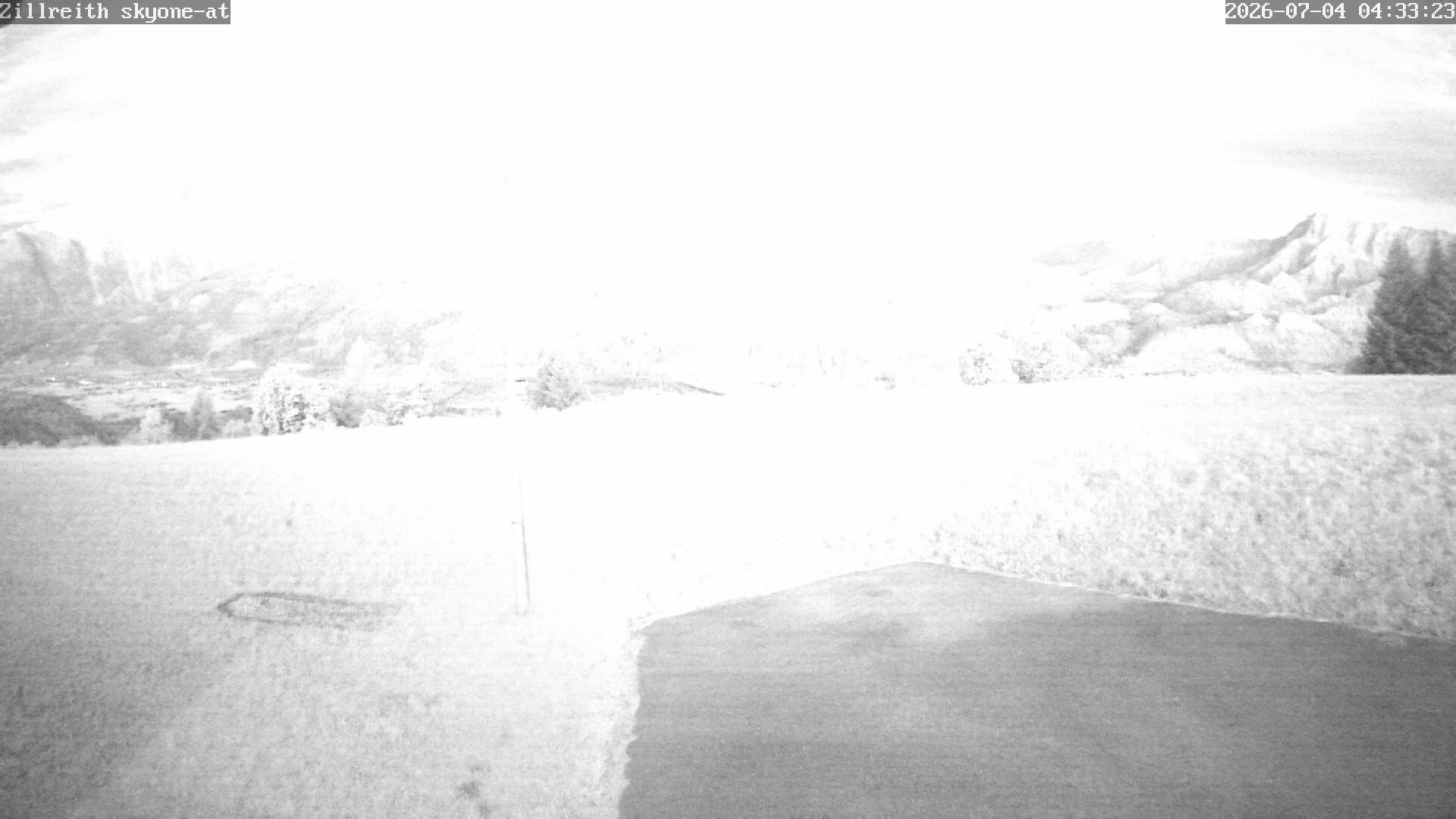 Archived image Webcam Pub Zillreith in Adnet