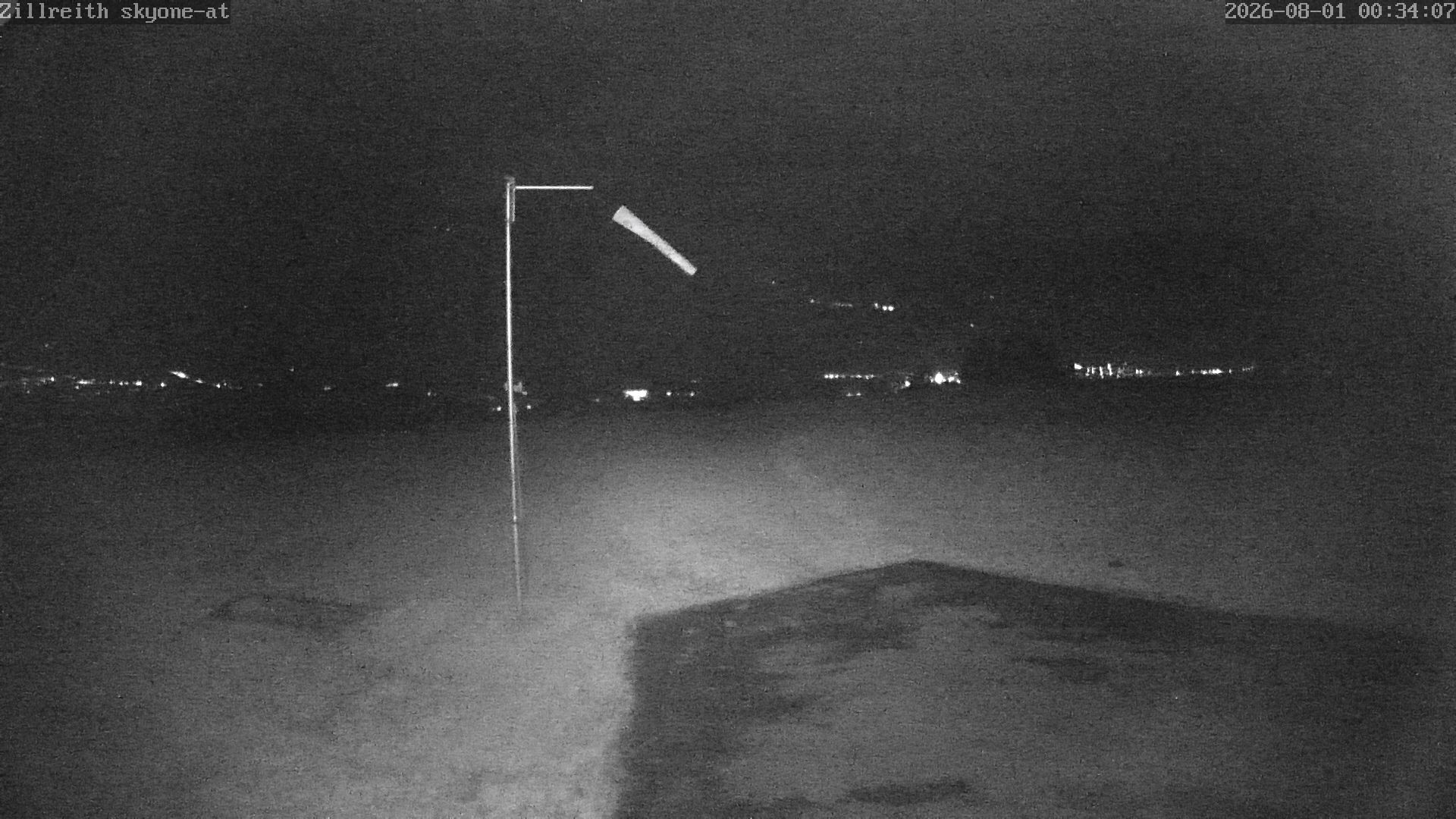 Archived image Webcam Pub Zillreith in Adnet