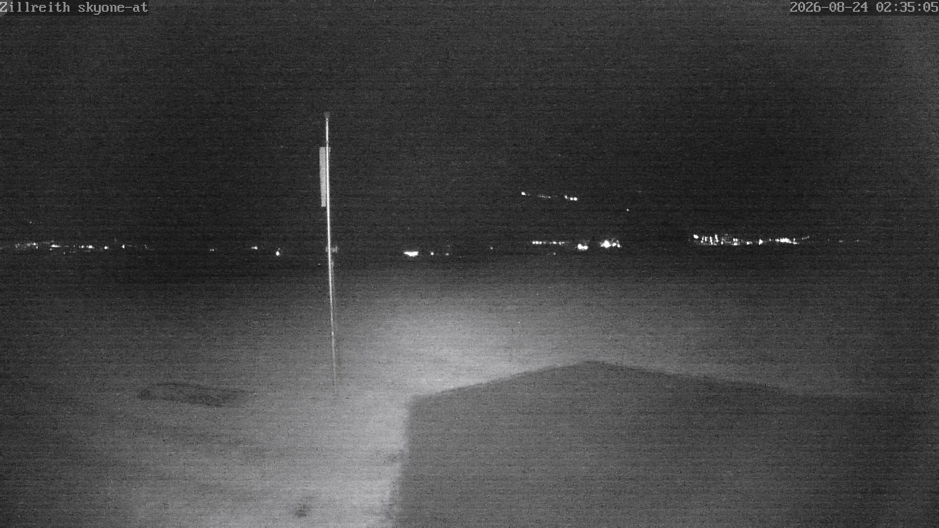 Archived image Webcam Pub Zillreith in Adnet