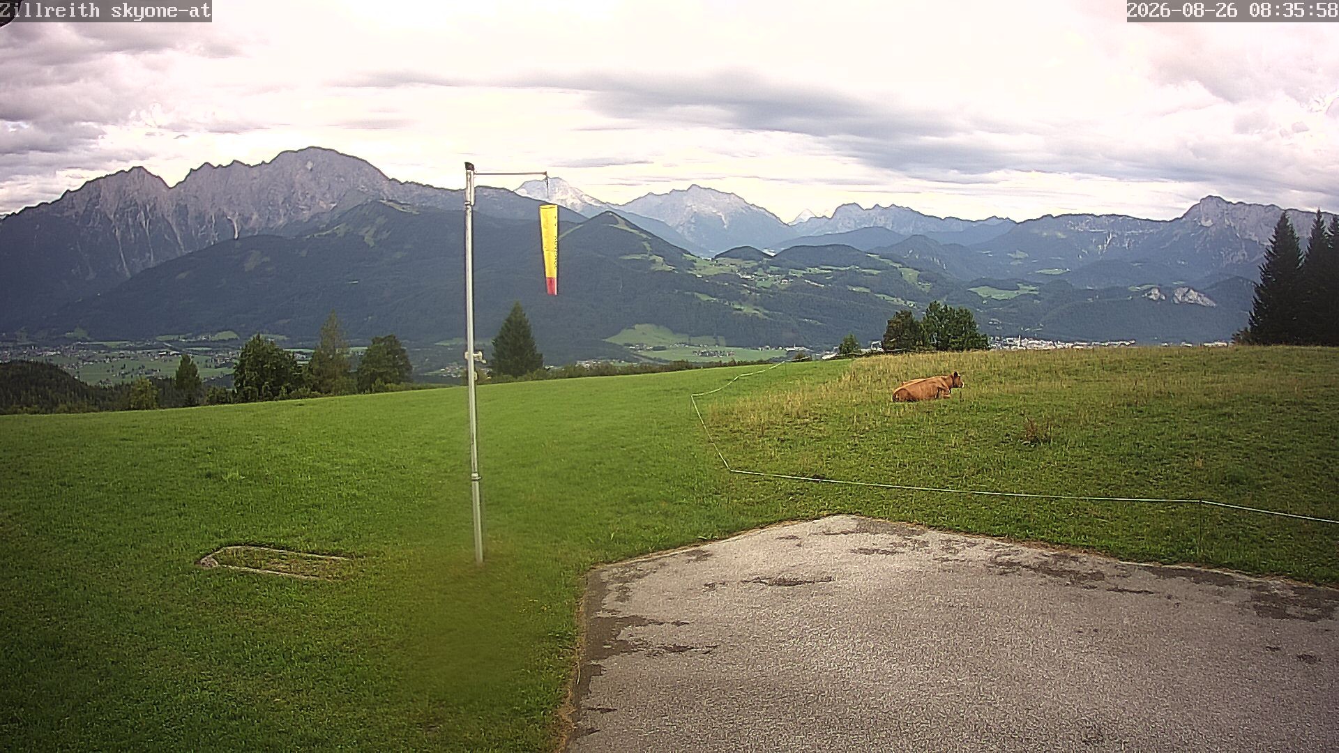 Archived image Webcam Pub Zillreith in Adnet