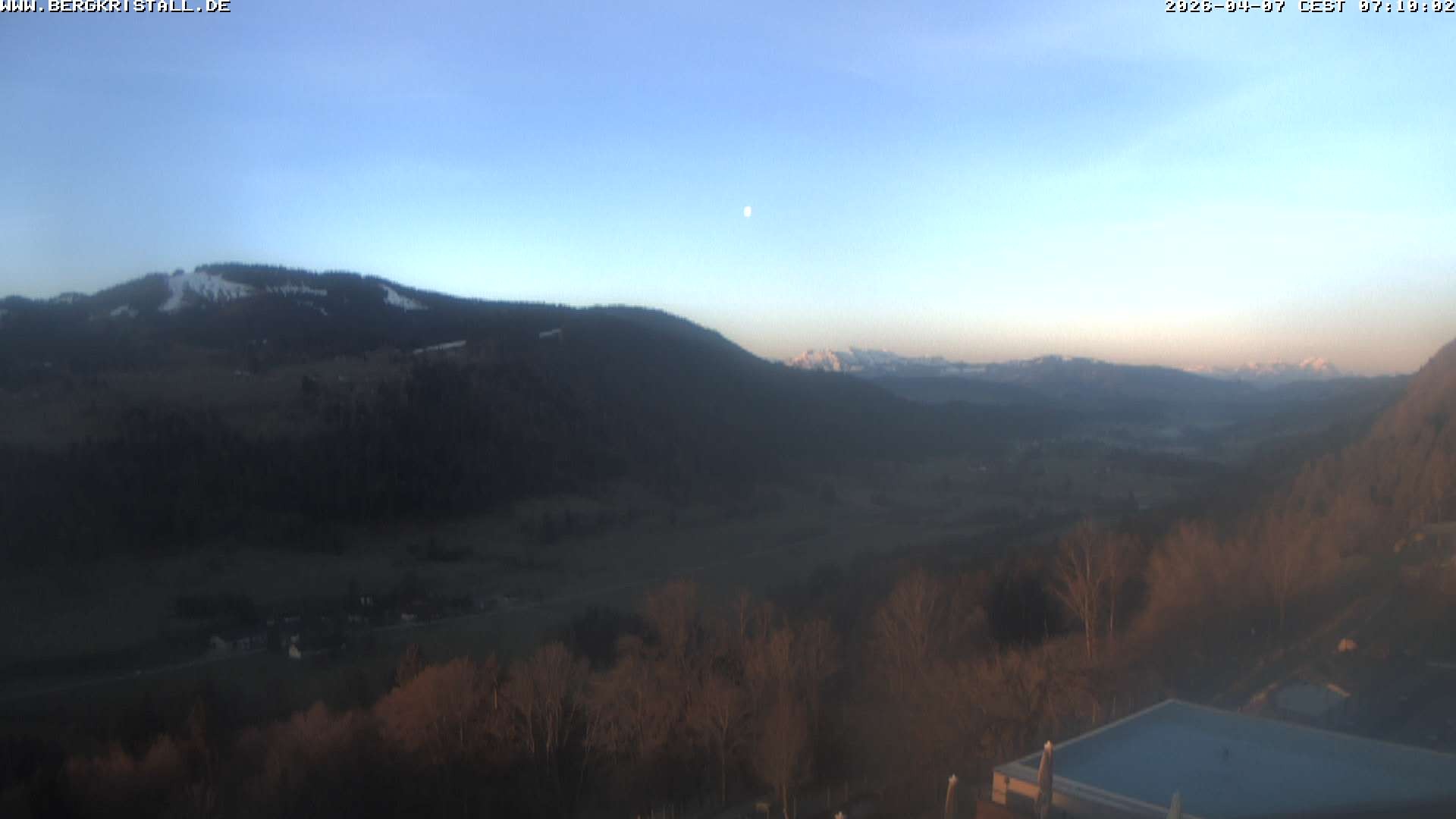 Archived image Webcam View of Hotel Bergkristall