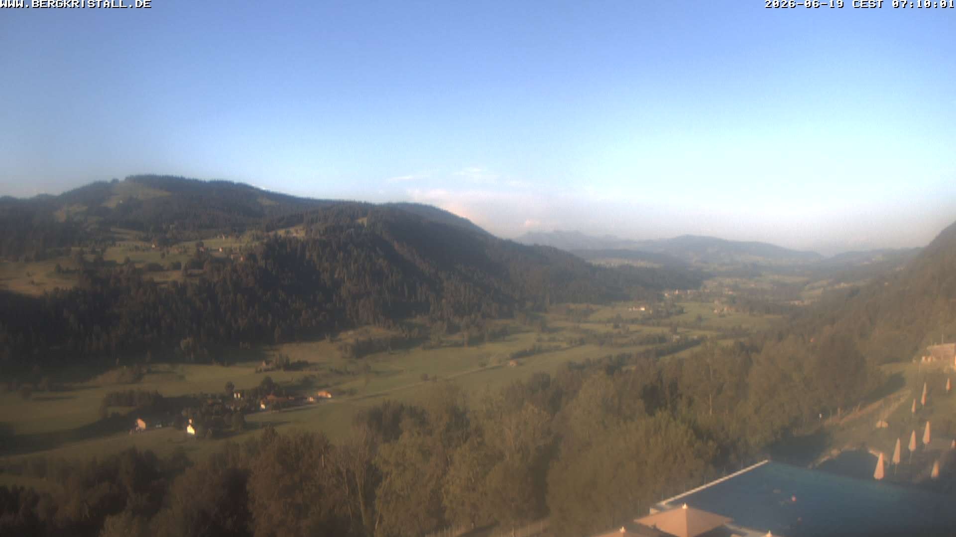 Archived image Webcam View of Hotel Bergkristall