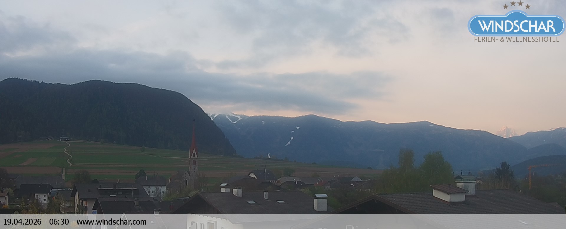 Archiv Foto Webcam Hotel Windschar Gais