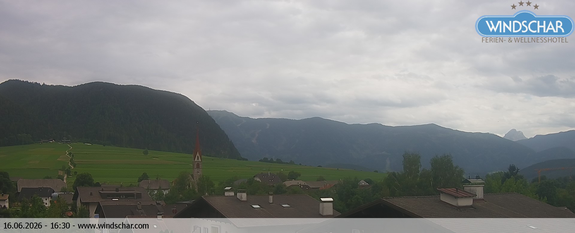 Archived image Webcam Hotel Windschar Gais