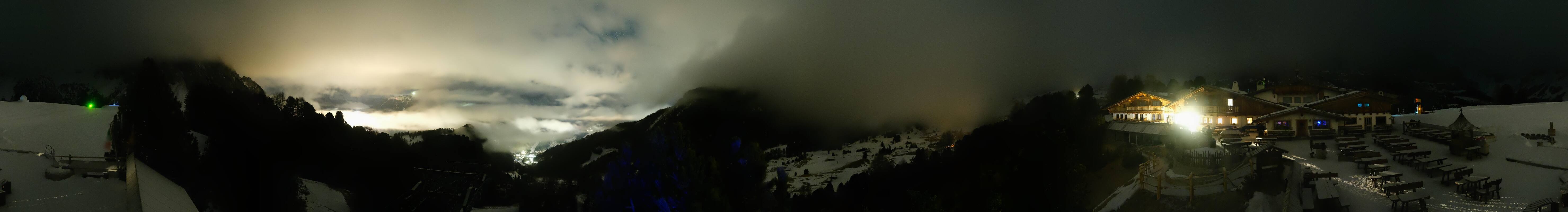 Archived image Webcam Panorama view Col Raiser