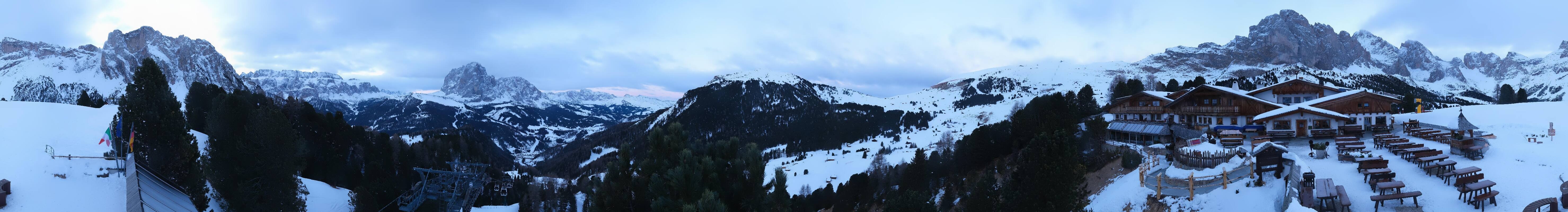 Archived image Webcam Panorama view Col Raiser