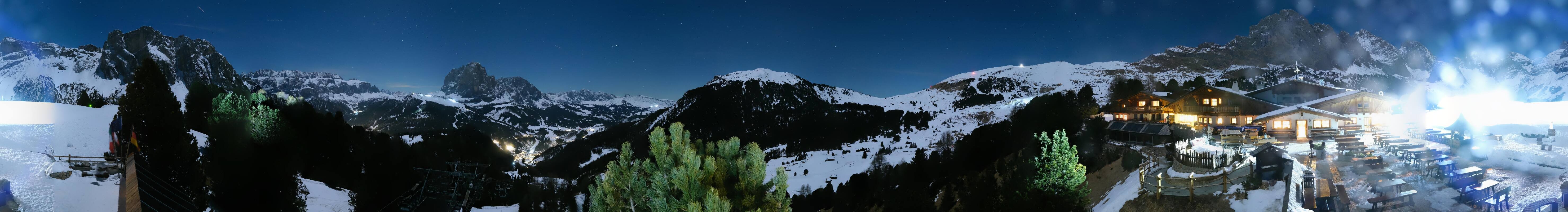 Archived image Webcam Panorama view Col Raiser