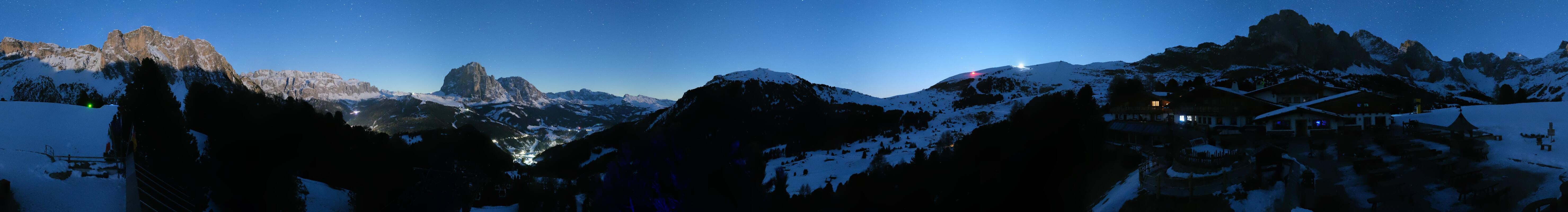 Archived image Webcam Panorama view Col Raiser