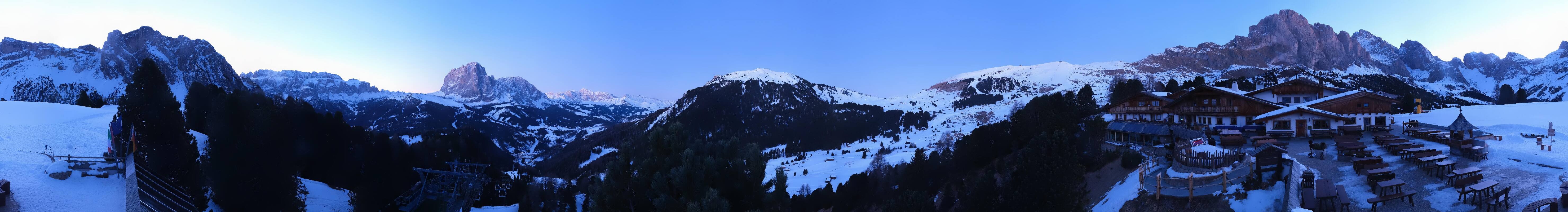 Archived image Webcam Panorama view Col Raiser