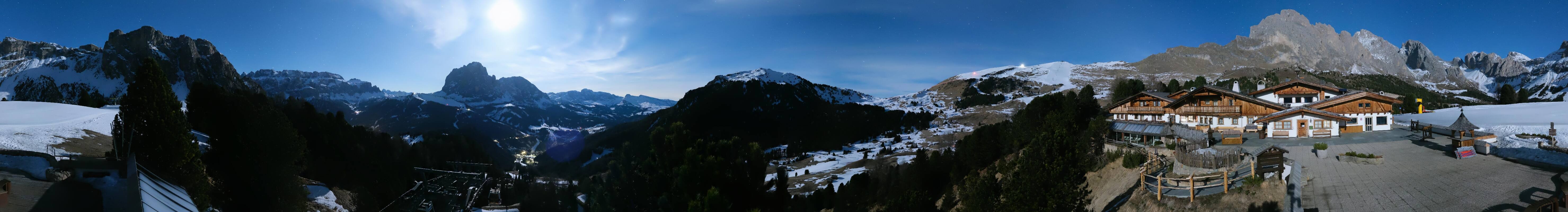 Archived image Webcam Panorama view Col Raiser