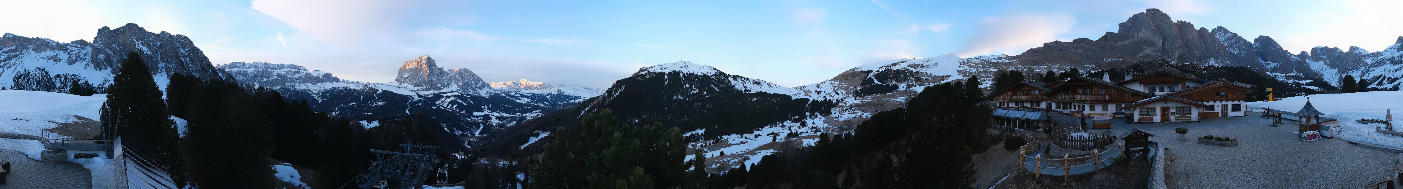 Archived image Webcam Panorama view Col Raiser