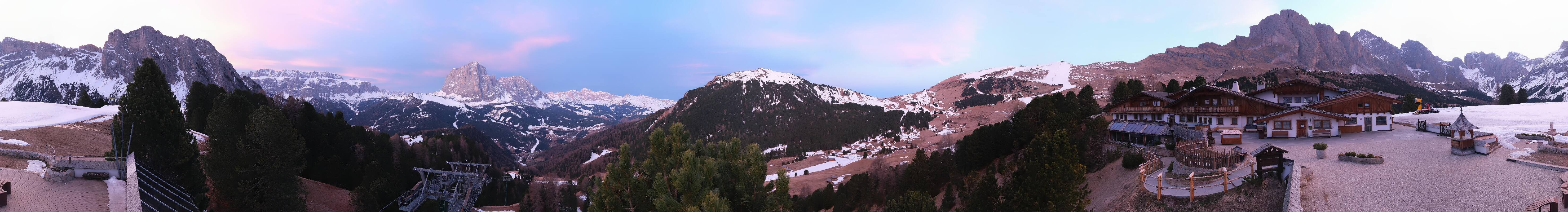 Archived image Webcam Panorama view Col Raiser