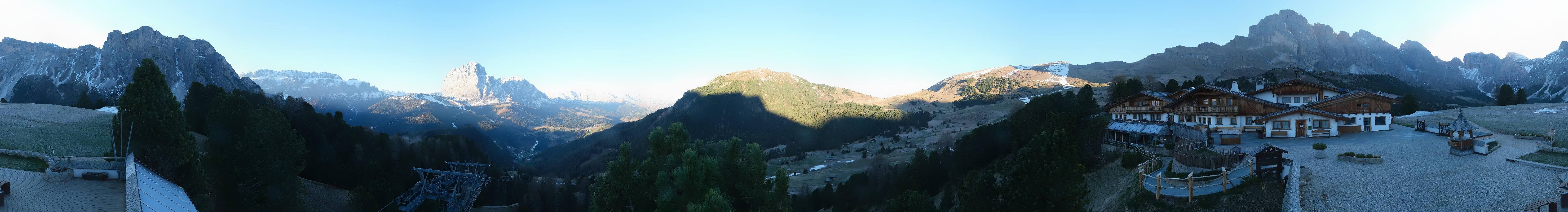 Archived image Webcam Panorama view Col Raiser