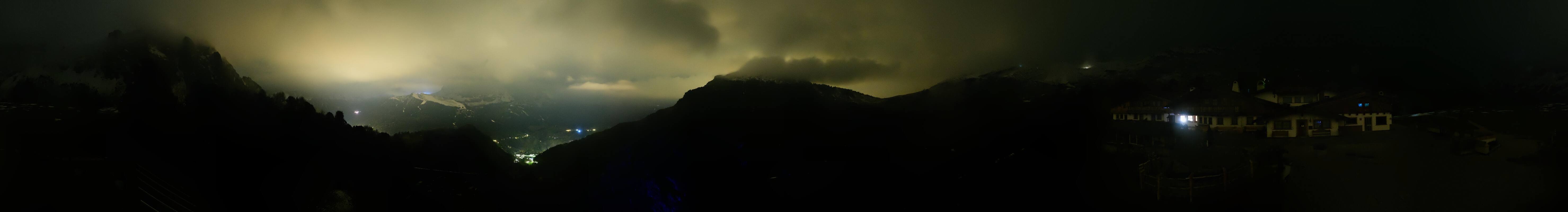 Archived image Webcam Panorama view Col Raiser