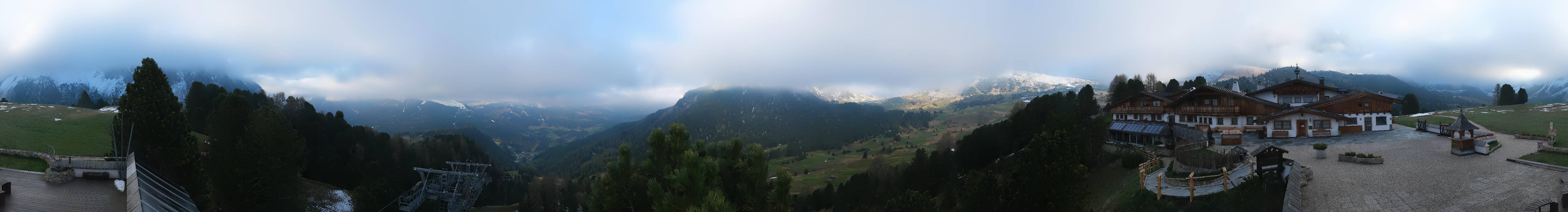 Archived image Webcam Panorama view Col Raiser
