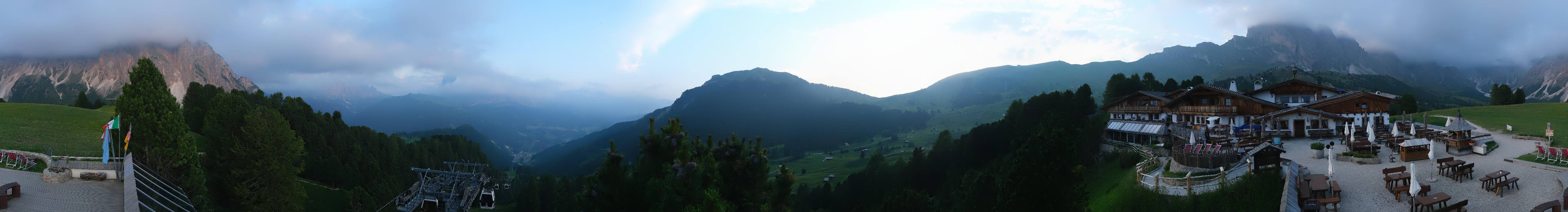 Archived image Webcam Panorama view Col Raiser