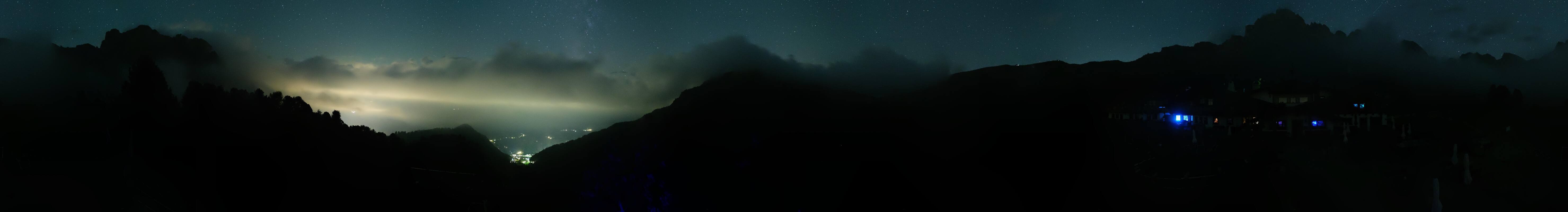 Archived image Webcam Panorama view Col Raiser