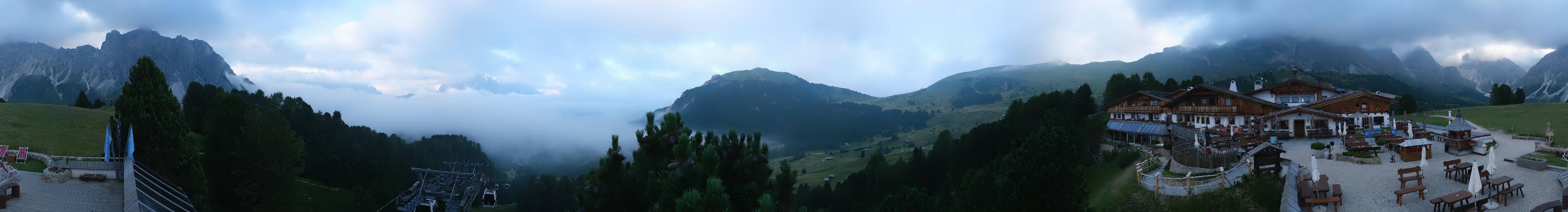 Archived image Webcam Panorama view Col Raiser