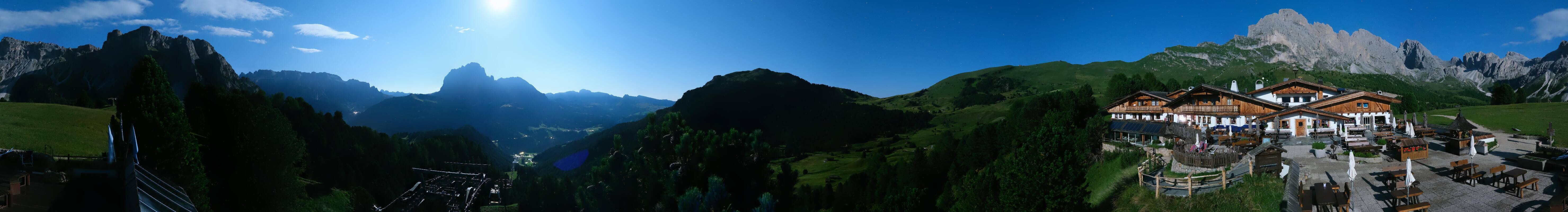 Archived image Webcam Panorama view Col Raiser