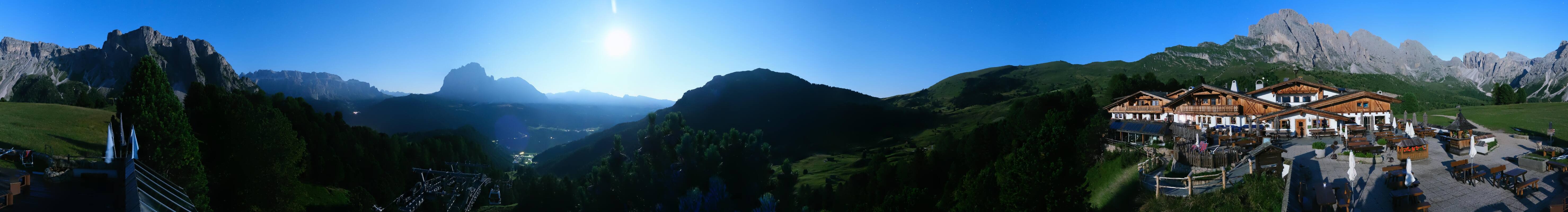 Archived image Webcam Panorama view Col Raiser