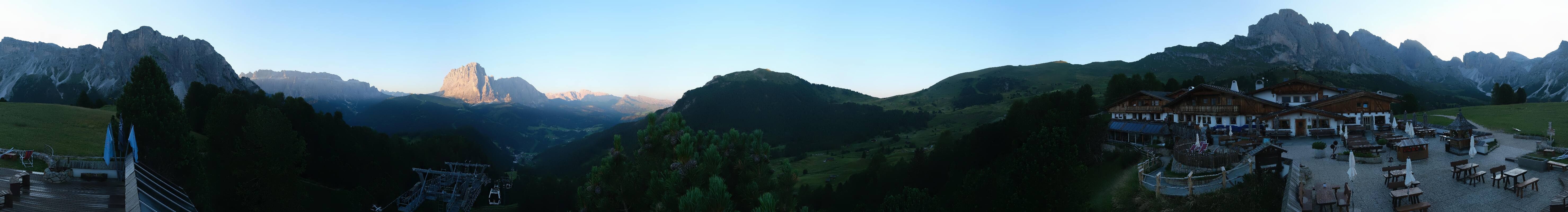 Archived image Webcam Panorama view Col Raiser