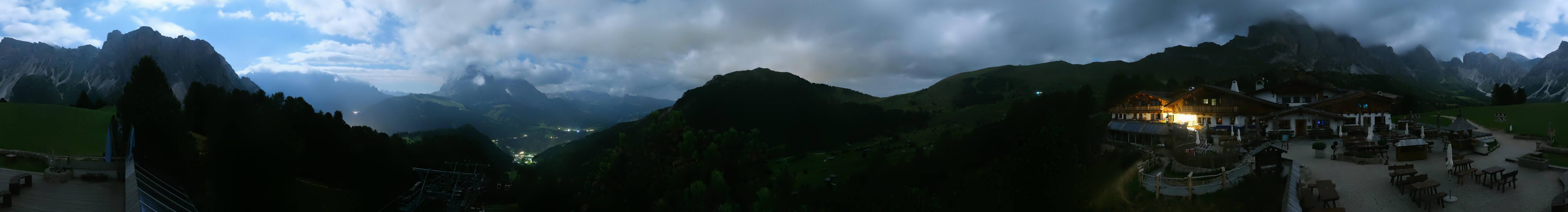 Archived image Webcam Panorama view Col Raiser