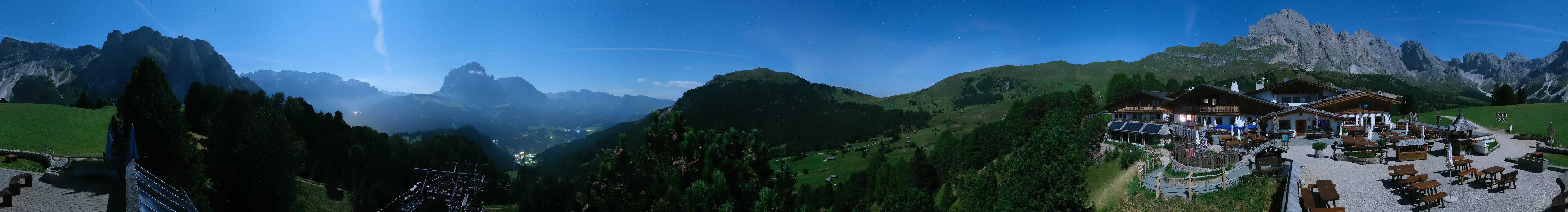 Archived image Webcam Panorama view Col Raiser
