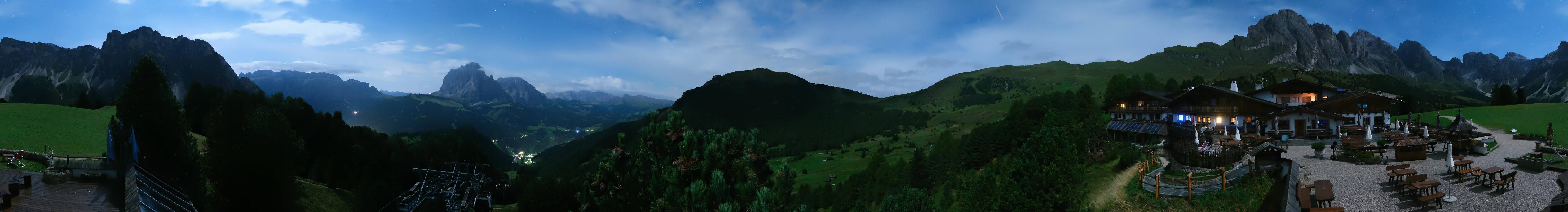 Archived image Webcam Panorama view Col Raiser